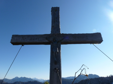 Gipfelkreuz Nesslauer Schneid