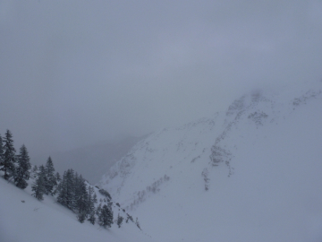 grau in grau, Blick zum Breitenstein