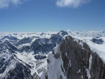 Panoramablick mit Watzmann links und Großen Hundstod in der Bildmitte