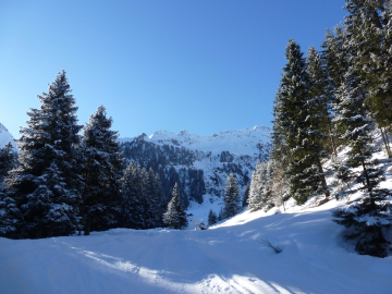 der Gamskopf, etwas links der Bildmitte