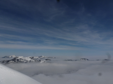 über den Wolken II