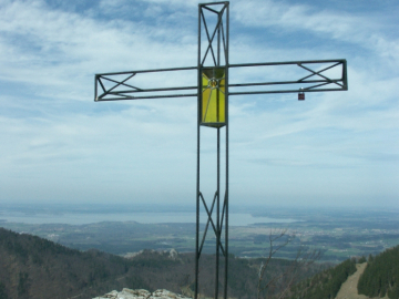 Mount Jona 1221 m
