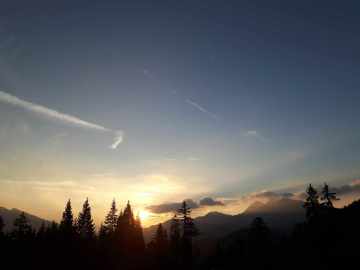 die ersten Sonnenstrahlen