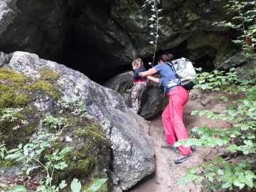 Höhle