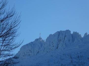 Kampenwand im Winterkleid