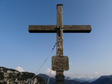 am zweiten Gipfelkreuz