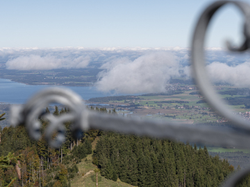 Bairerkopf, zu Hause hängt noch der Nebel