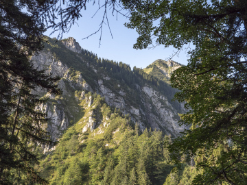 die Ziele: links das Silleck, rechts der Hochgern