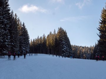die Massen kommen! Wir fahren ab!