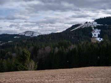 links der Hochgrat, rechts die Fluh mit meiner Lieblingsschneise
