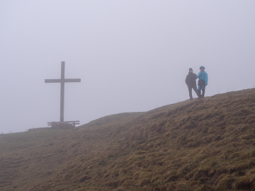 Gipfel im Nebel